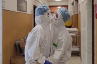 Due infermieri pugliesi partecipano al contest 'Amore in corsia'