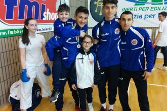 Vittorie e qualifiche ai Campionati Italiani di karate per Cas Canosa