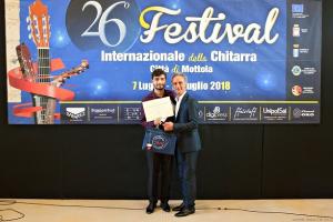 I migliori chitarristi al Festival mottolese: un greco e un fasanese
