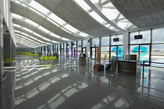 L’aeroporto del Salento riaprirà a giugno con un volo per Ginevra